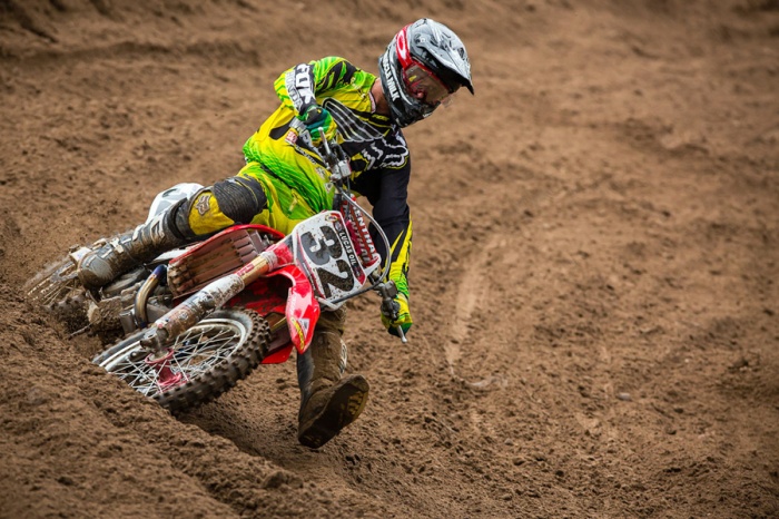 Hahn in 4th in Qualifying at Southwick (supercross.com photo)